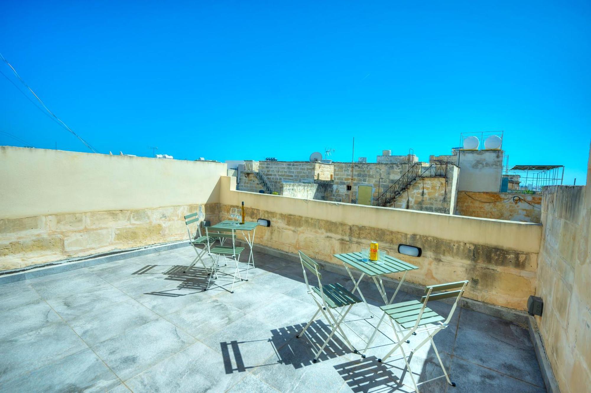 Charming 1Bedroom,Roof Terrace Near Valletta Dazz1-1 Il-Furjana Exteriör bild