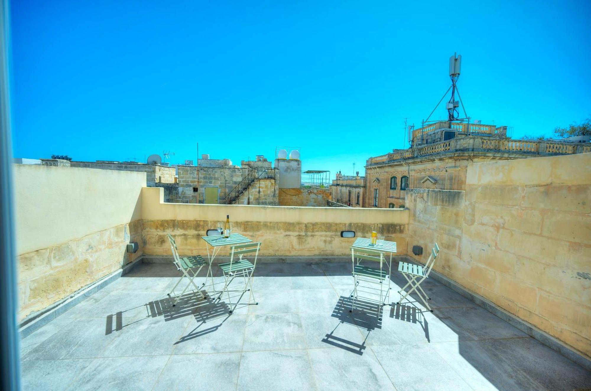 Charming 1Bedroom,Roof Terrace Near Valletta Dazz1-1 Il-Furjana Exteriör bild